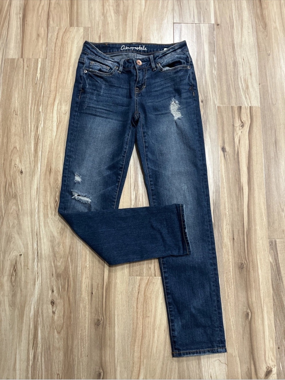 Aeropostale Women's Dark Wash Distressed Skinny Crop Jeans